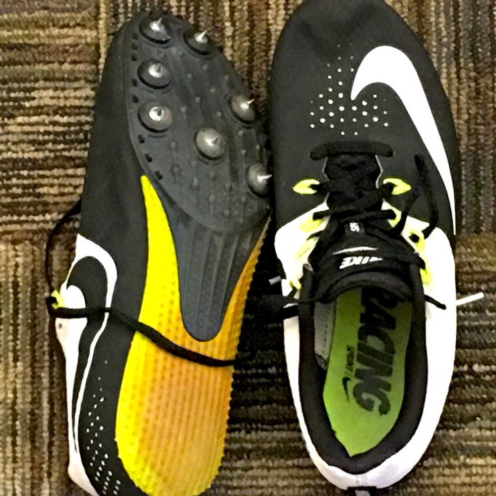 Sprinting cleats